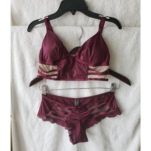 VS Intimates Satin, Mesh, and Lace Lingerie Set